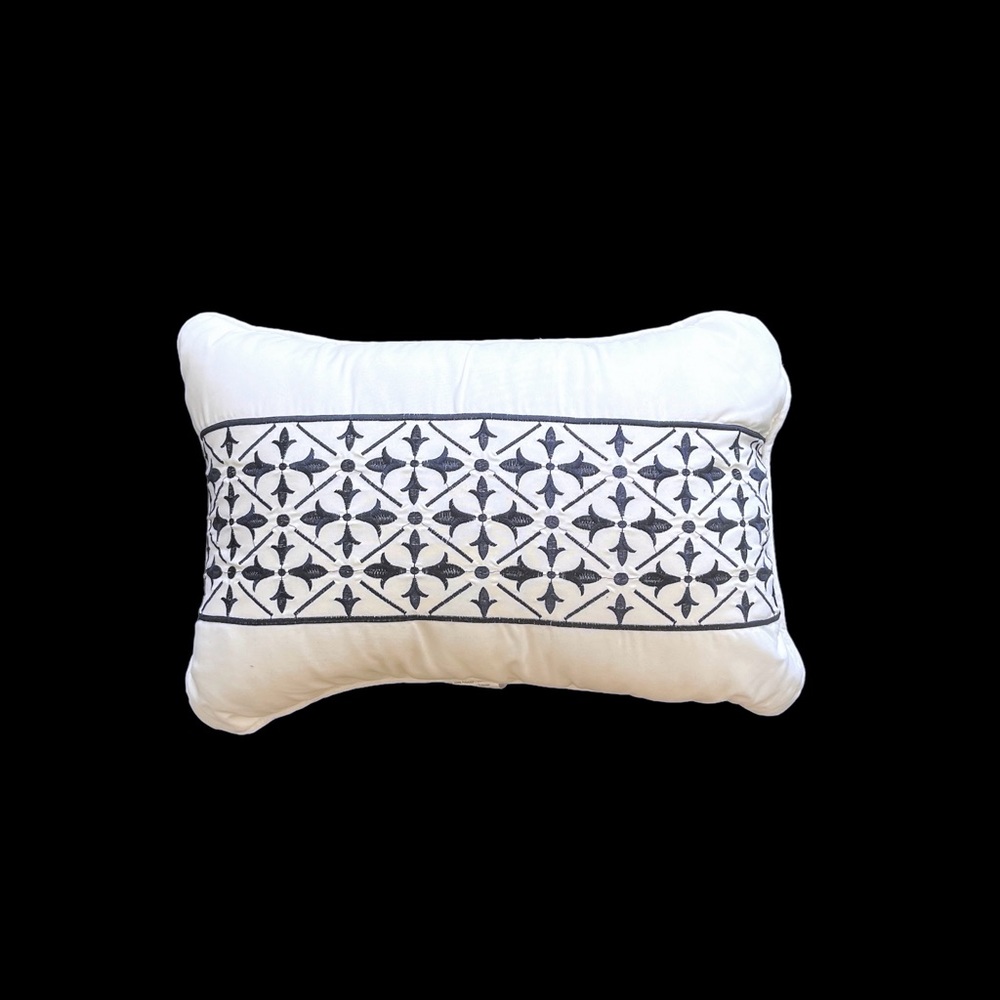 VCNY Home Destination Collection White Decorative Pillow